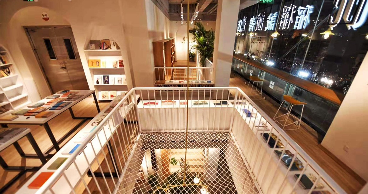 �����a�_